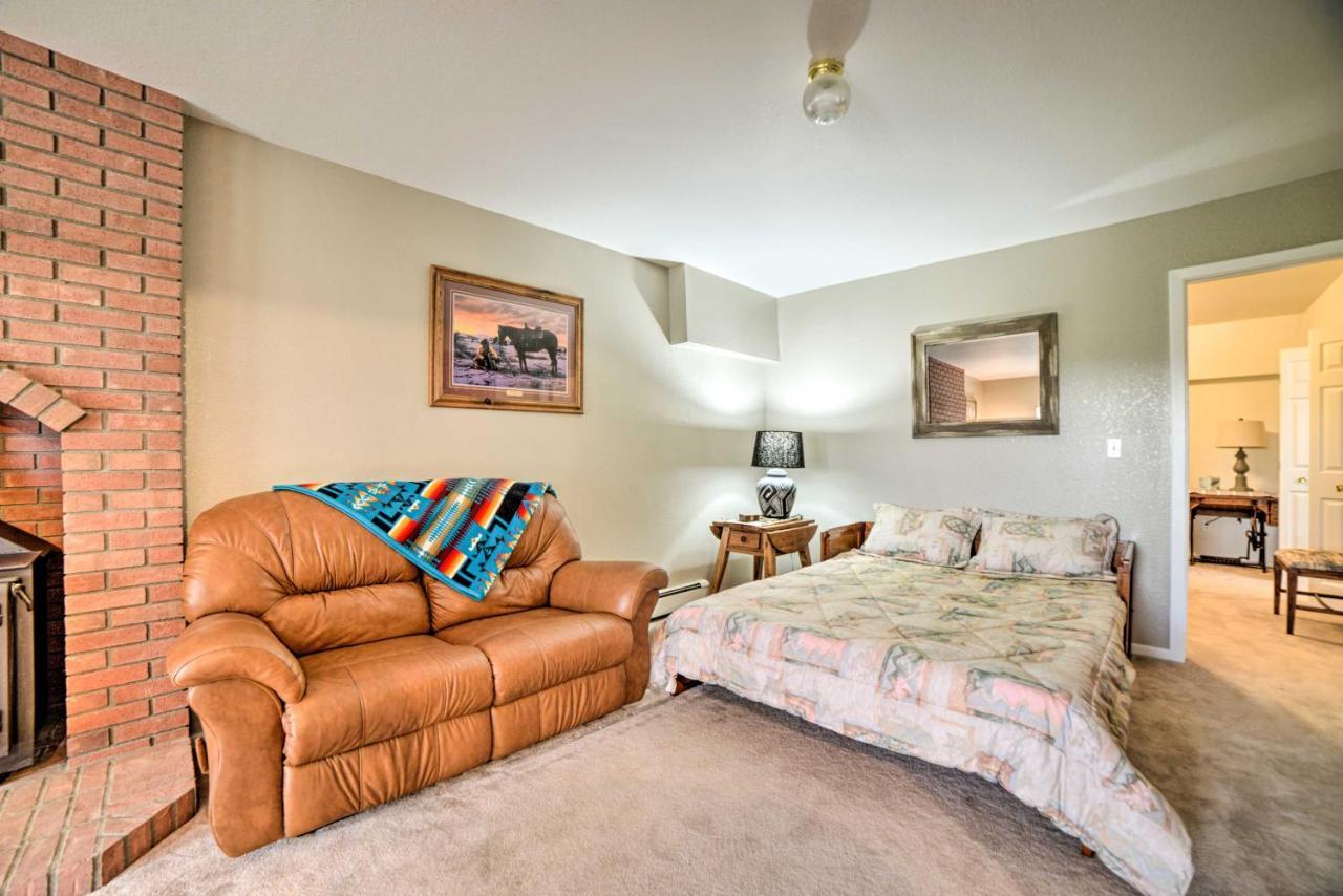 Walkout Apartment With Mtn View On Cortez Ranch Eksteriør billede