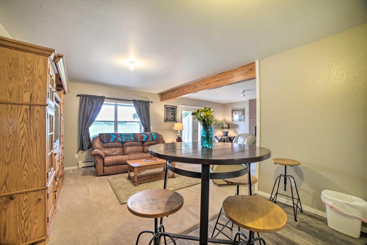 Walkout Apartment With Mtn View On Cortez Ranch Eksteriør billede